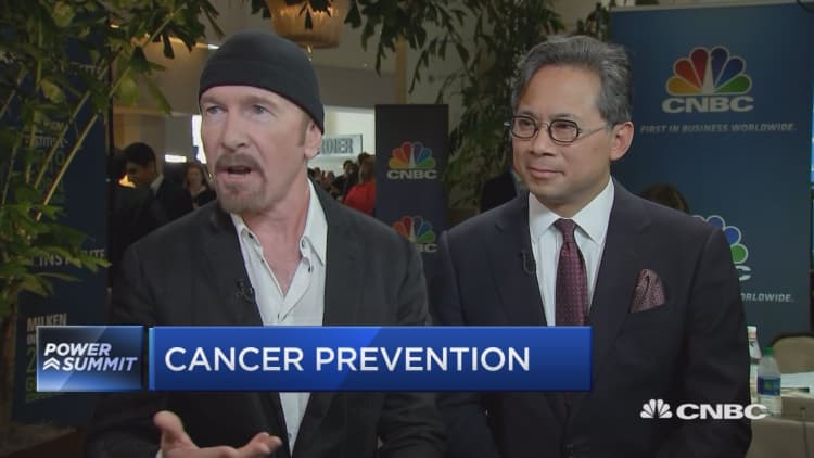 The Edge - Lead U2 Guitarist on the role food can play in fighting disease as well as his take on the state of the music industry