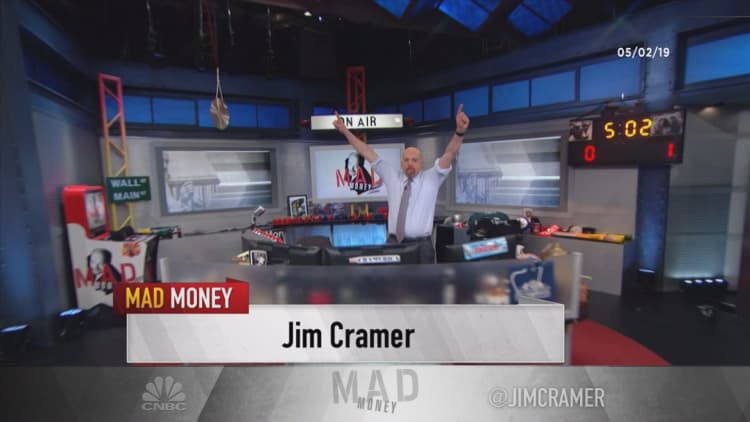 Cramer's lightning round: Cirrus is an Apple supplier, but I wouldn't buy here