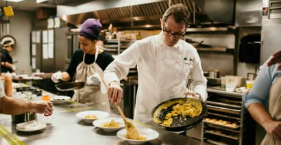 Celebrity chef Bobby Flay's advice for opening your own restaurant