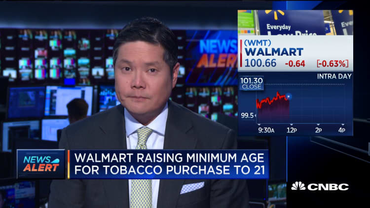 Walmart raising the minimum age to buy tobacco to 21