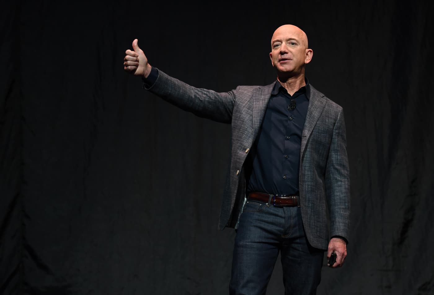 Former Twitter CEO: The advice Jeff Bezos gave me a decade ago — that I still pass on today