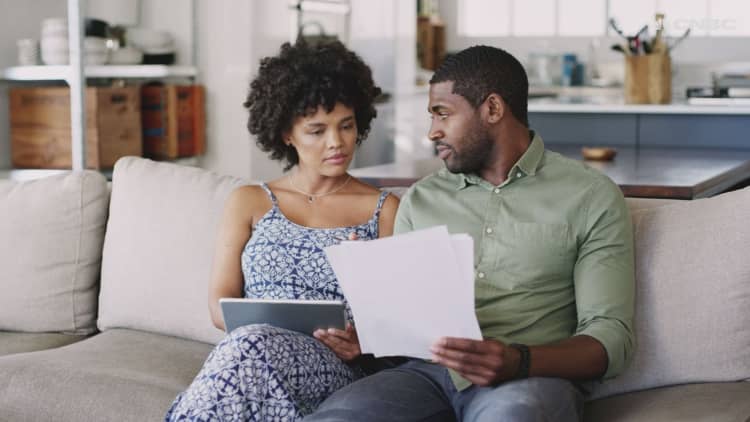 Take financial pressure off your relationship with this tip