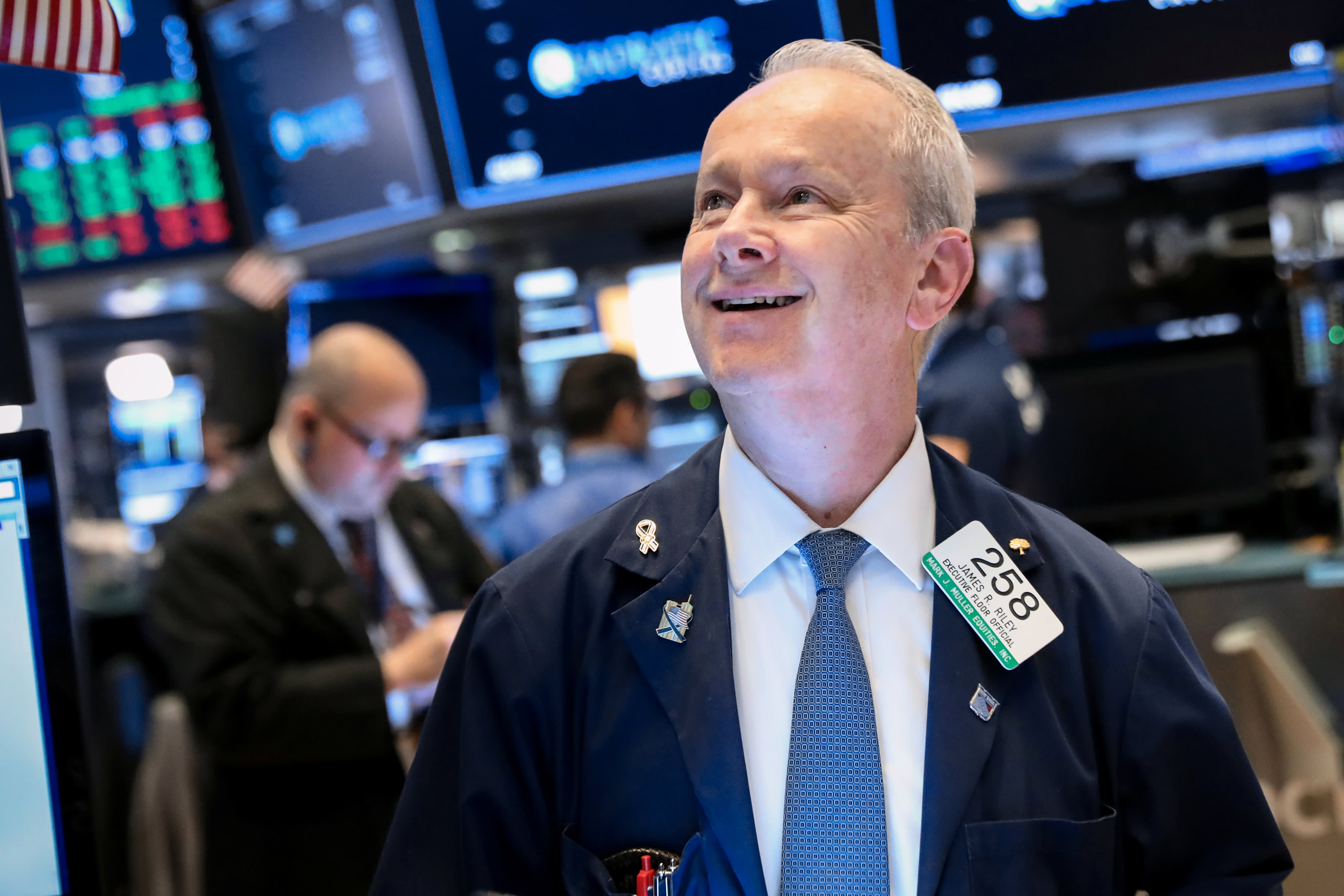 S&P 500 futures rise after major averages notch fresh closing records: Live updates