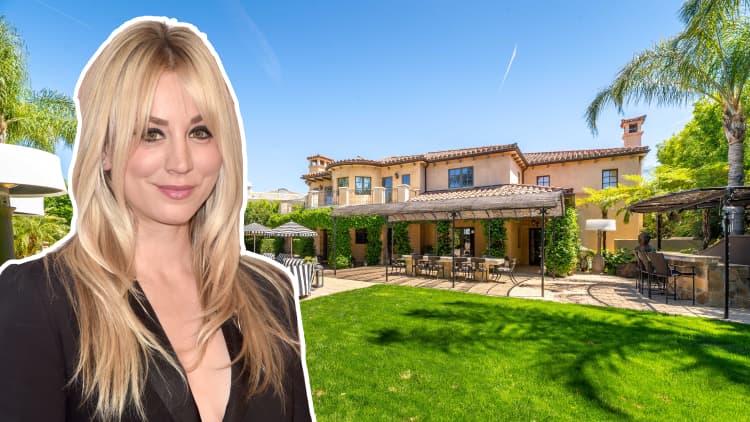 Inside 'The Big Bang Theory' star Kaley Cuoco's California villa