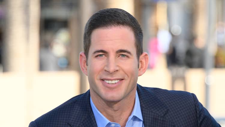 Homebuyers scared due to price drop speculation, says HGTV's Tarek El Moussa