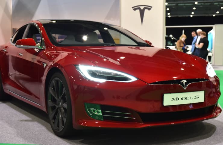Tesla Model S at London Motor And Tech Show 190316