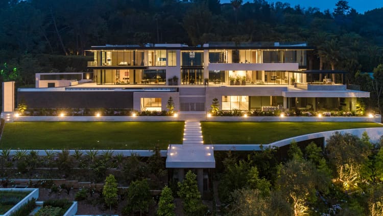 Inside a celebrity surgeon's $180 million mega-home — buyers wanted