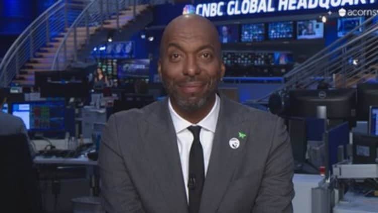 Four-time NBA Champ John Salley says you shouldn't 'let money rule you'