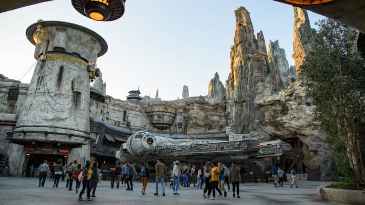 Here's an inside look at Disney's new Star Wars theme park — Galaxy's Edge