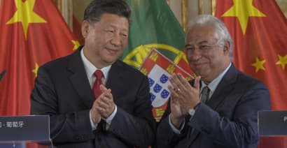 Portugal becomes the first euro zone country to issue debt on China's market