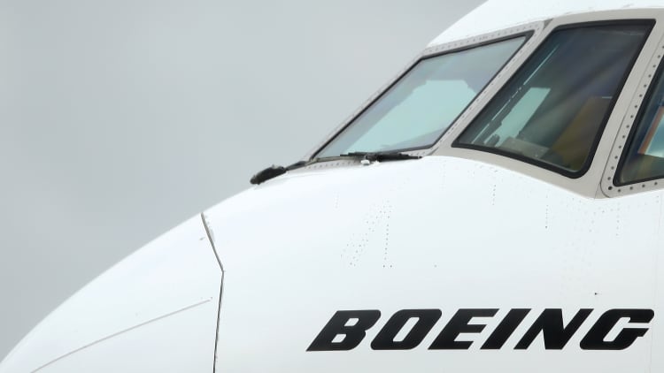 FAA says two Boeing planes have a problem with their wings