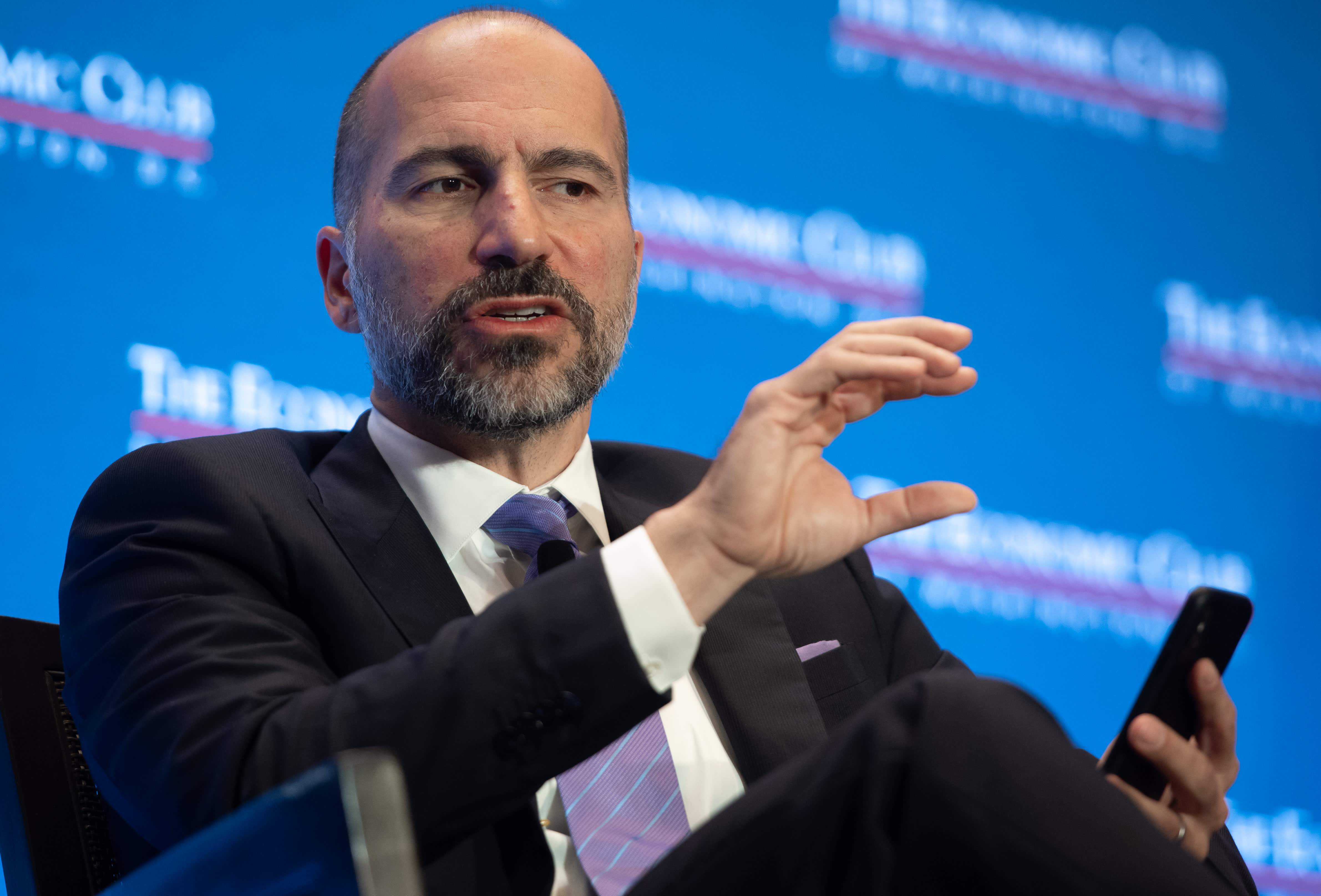 Uber will not buy bitcoin with its cash, it can later accept it as payment
