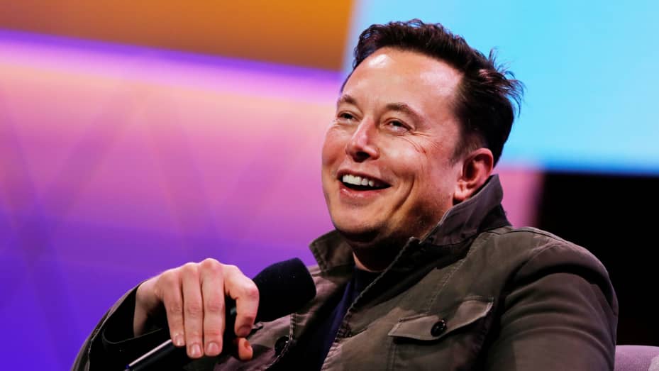 SpaceX owner and Tesla CEO Elon Musk reacts during a conversation at the E3 gaming convention in Los Angeles, June 13, 2019.