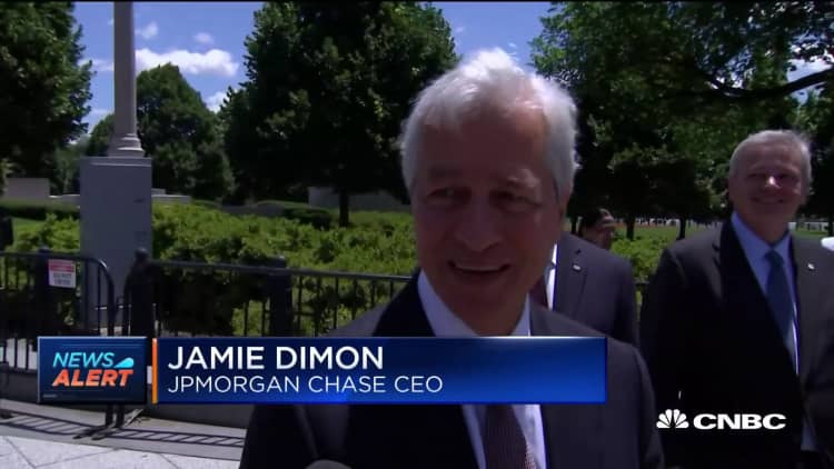 JP Morgan CEO Jamie Dimon visits White House for trade meeting