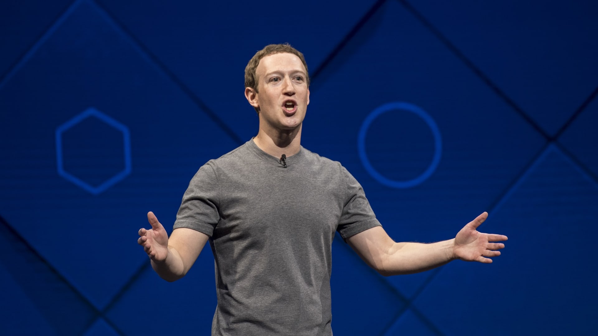 Facebook tells Congress it shouldn't be broken up because Instagram and WhatsApp have thrived