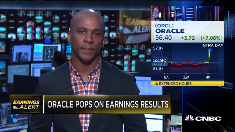 Oracle beats on top and bottom lines