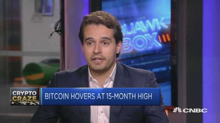 Cryptocurrency doubters finding it hard to continue their cause, expert says
