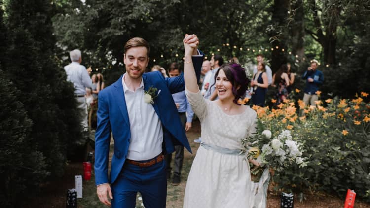 Wedding loans: How they work and why more couples are using them