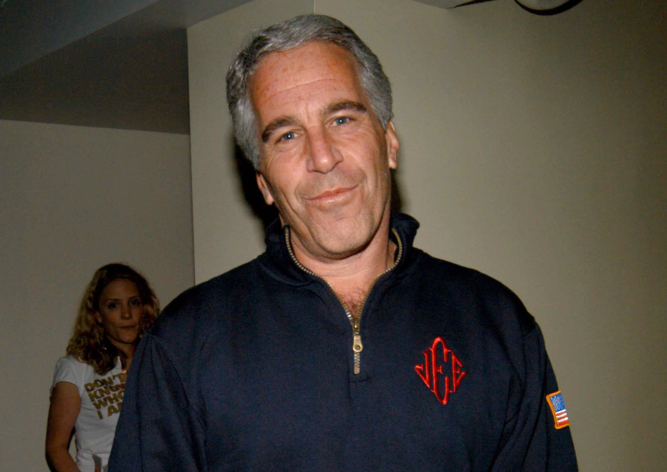 NYT columnist: Jeffrey Epstein said he was helping Elon Musk find a new chairman for Tesla