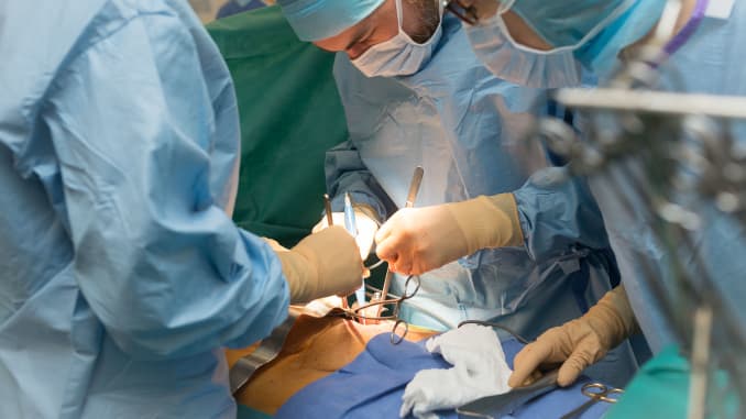 Hospitals still scheduling elective surgery during coronavirus crisis