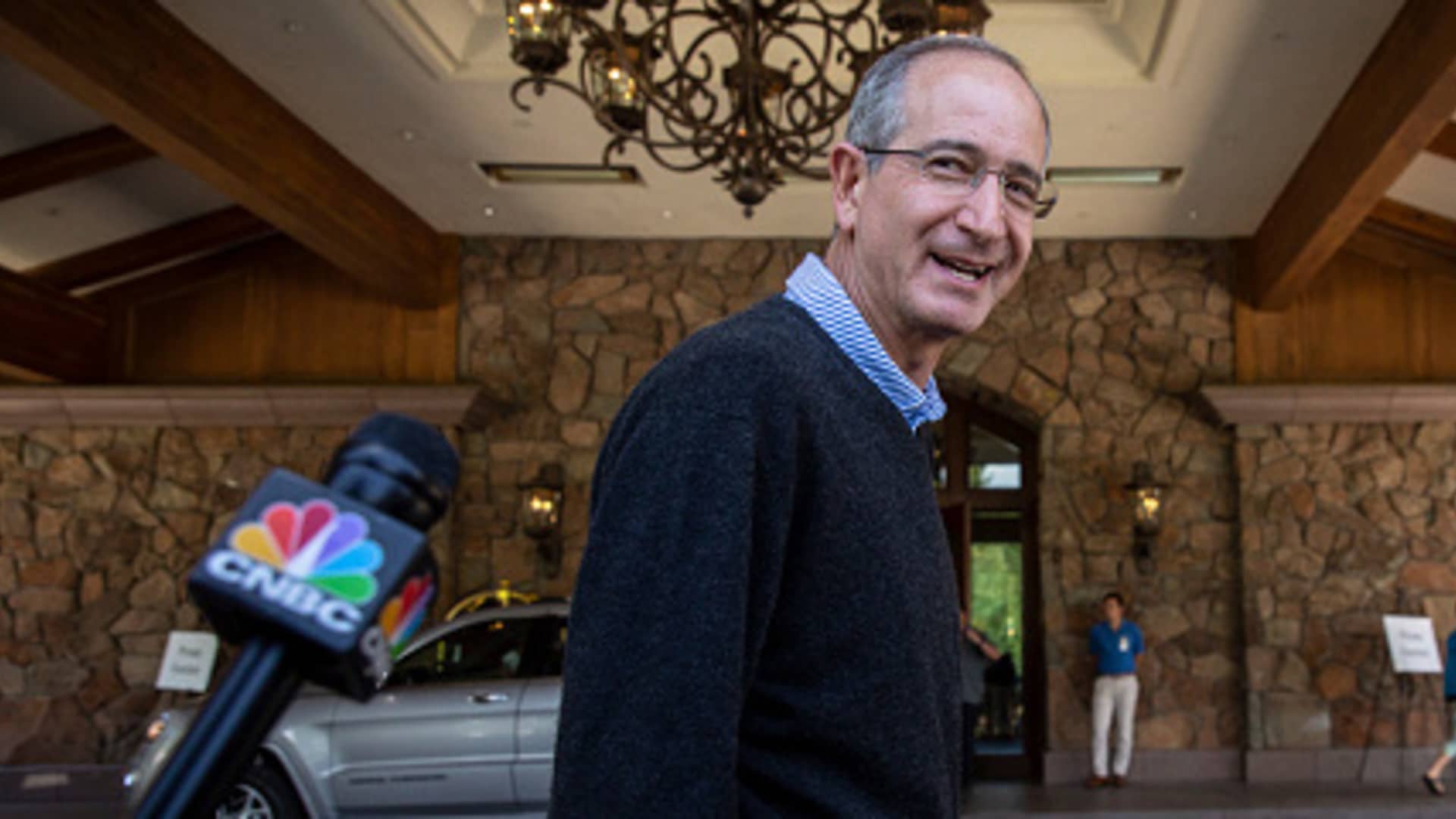Brian Roberts, chief executive officer of Comcast, arrives for the annual Allen & Company Sun Valley Conference, July 9, 2019 in Sun Valley, Idaho.