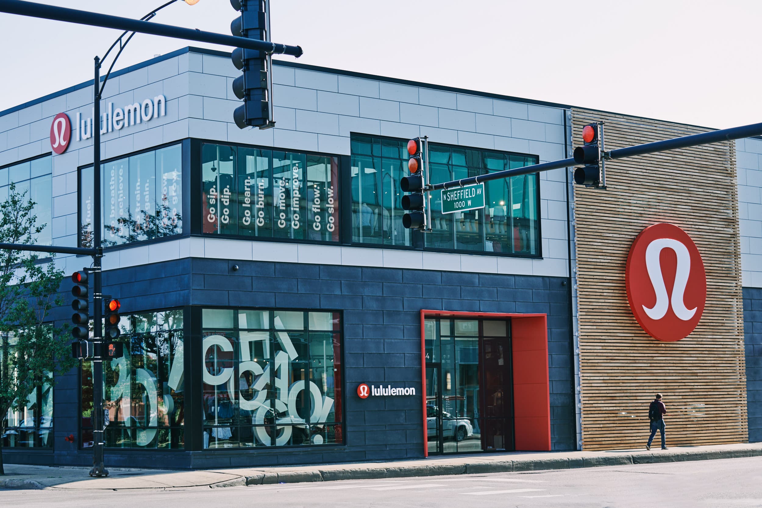 A look inside Lululemon's massive new store in Chicago with yoga, food