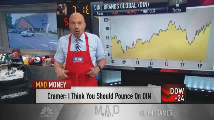 Cramer suggests buying into IHOP-parent Dine Brands turnaround story