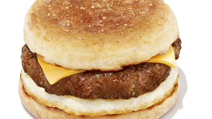 H/O: Dunkin' Beyond Meat breakfast sandwich