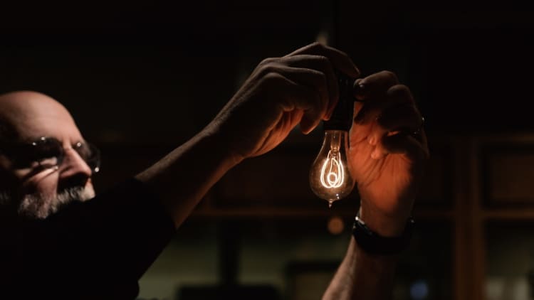 LEDs dominate now, but light bulbs have a fascinating 200 year history