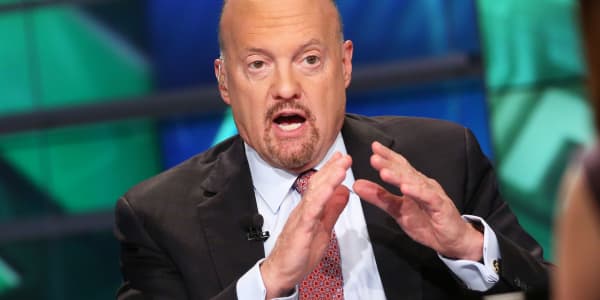 Cramer: Snowflake IPO double reveals 'very little discipline' in market and 'does not bode well'