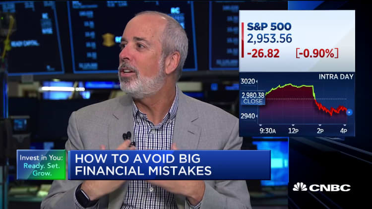 Here's how Ric Edelman suggests you avoid big financial mistakes