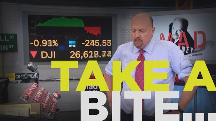 Cramer Remix: You don't need a roaring economy for this stock to do well