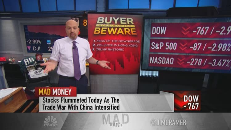 Cramer says it's time to slowly buy stocks amid market turmoil — 'Nobody ever made a dime panicking'