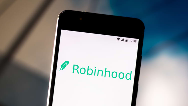 Rep. Casten: Robinhood must take action to protect inexperienced investors