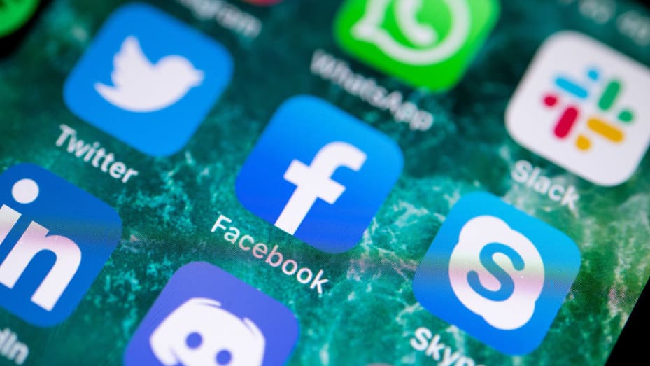 Facebook launches Messenger Lite app for emerging markets
