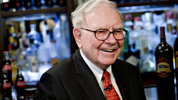 These quotes reveal Warren Buffett's legendary business mind