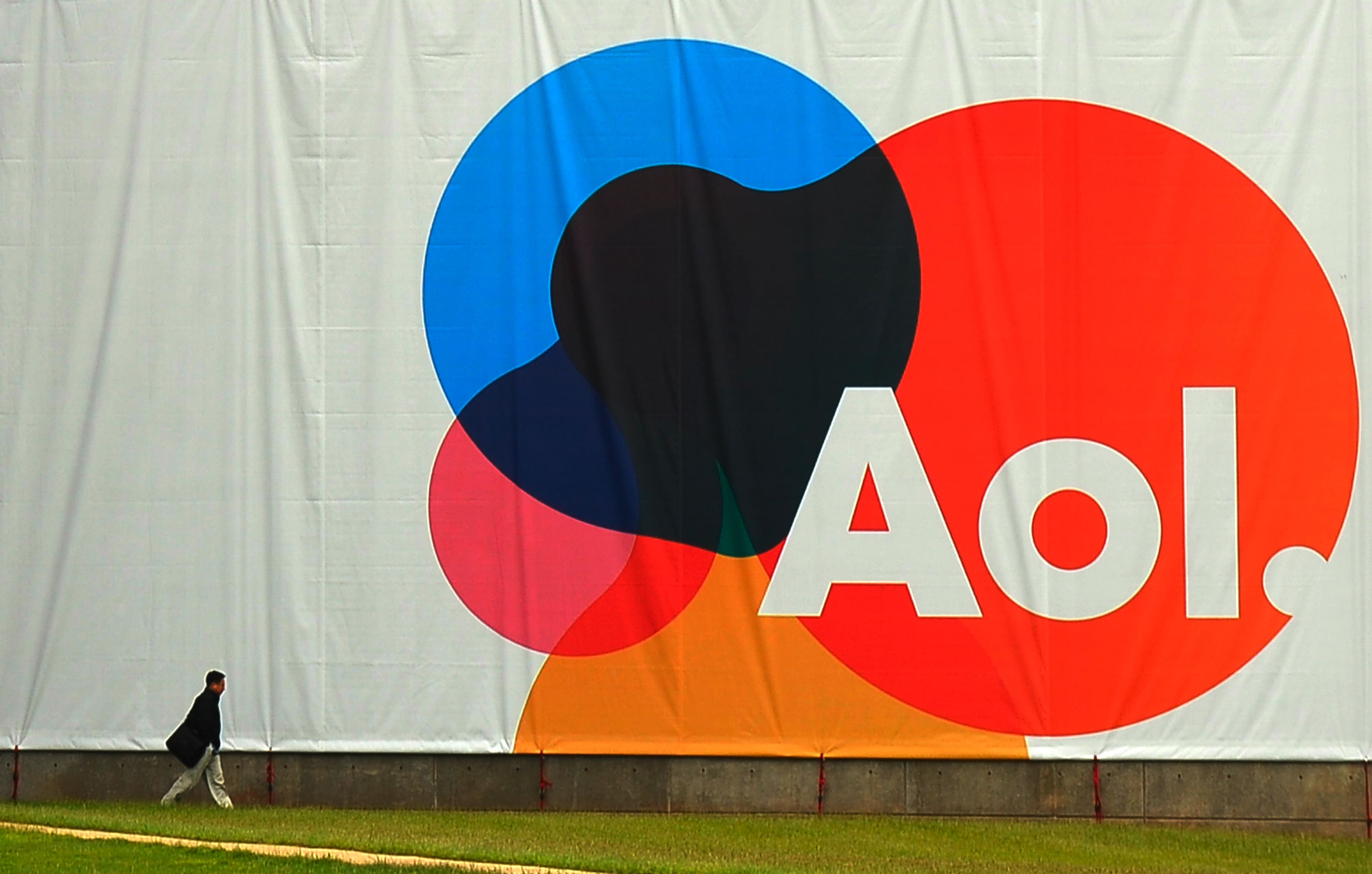How AOL dominated the internet of the 90s and let it slip away