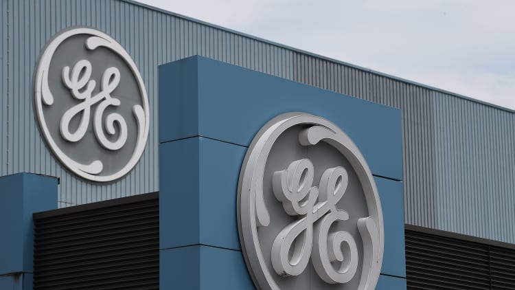 Madoff Whistleblower alleges that GE is a 'bigger fraud than Enron'