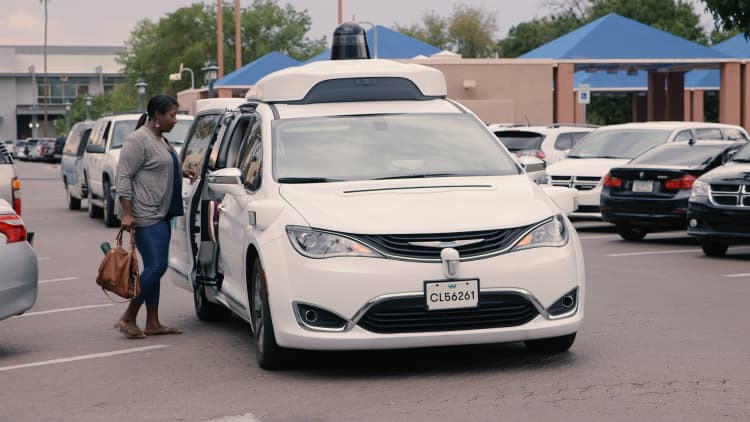 This Arizona town is overrun with self-driving cars — here's what it's like