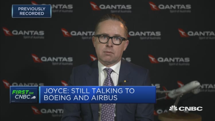 It's still a 'two-horse race' for Project Sunrise planes: Qantas