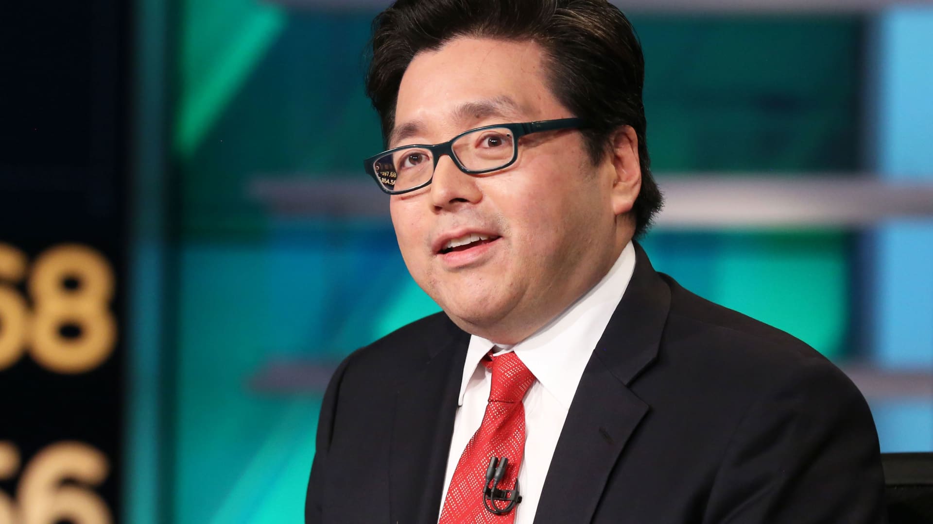 Fundstrat's Tom Lee says the lows for 2022 are in, calls for a full risk-on rally in second half thumbnail