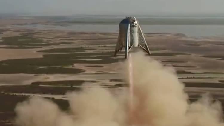 Watch SpaceX fly prototype Mars rocket in highest and longest test launch yet