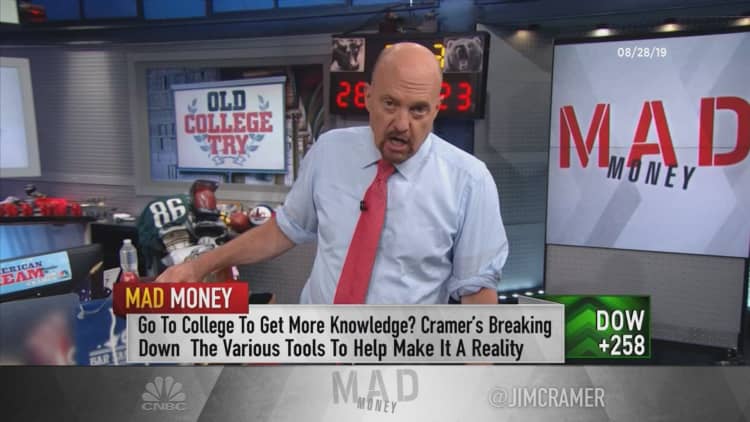 Cramer: The best way to avoid crushing student loan debt