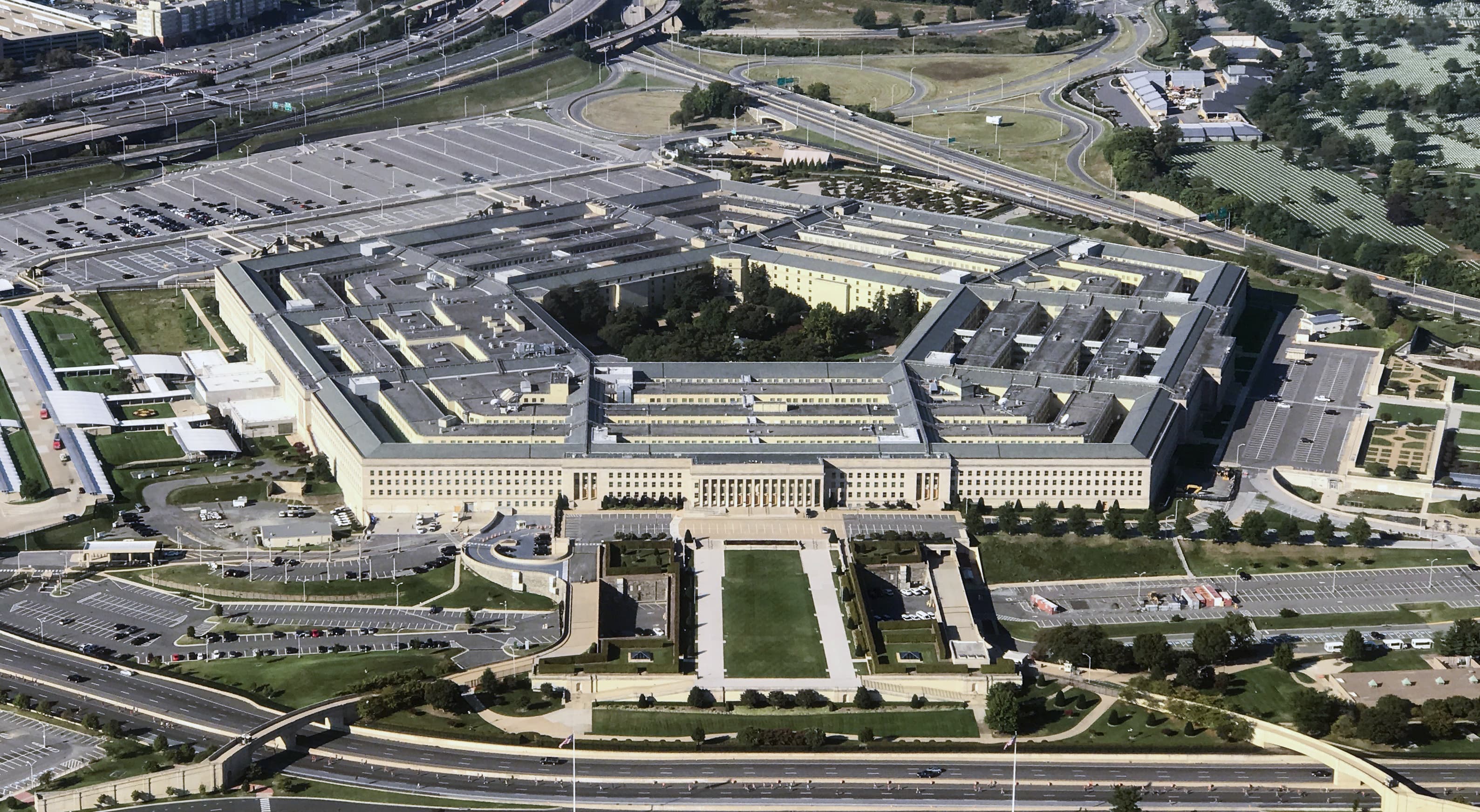Ten former Defense secretaries warn against involving the US military in electoral disputes