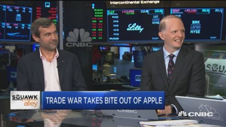 Apple analyst on why he has a sell rating on the tech giant