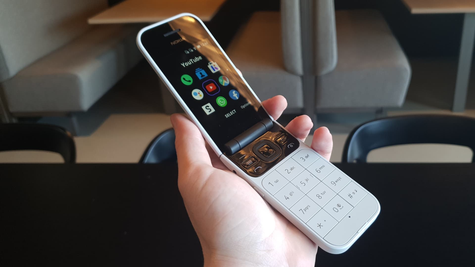 mavepine diameter buket Nokia 2720 Flip phone with 4G unveiled by HMD Global at IFA 2019