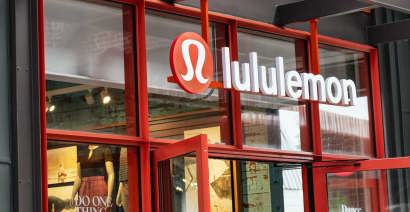 Mystery trader bets Lululemon could jump 10% on earnings