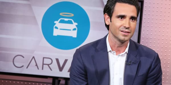 Bank of America downgrades Carvana, says stock could go to zero without a cash infusion