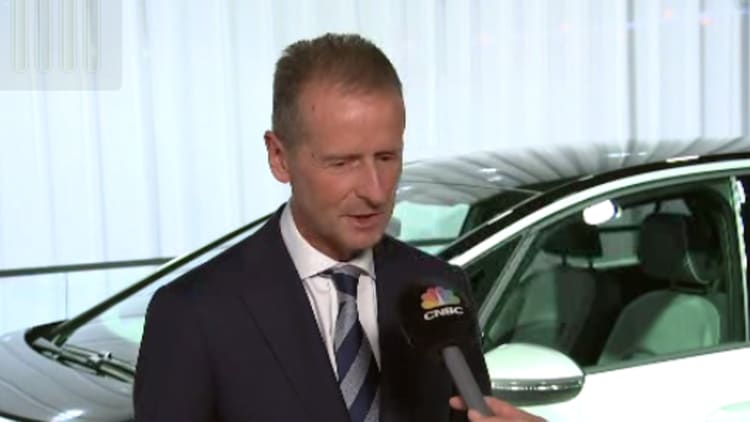 VW CEO: China and US trade war will last several months more