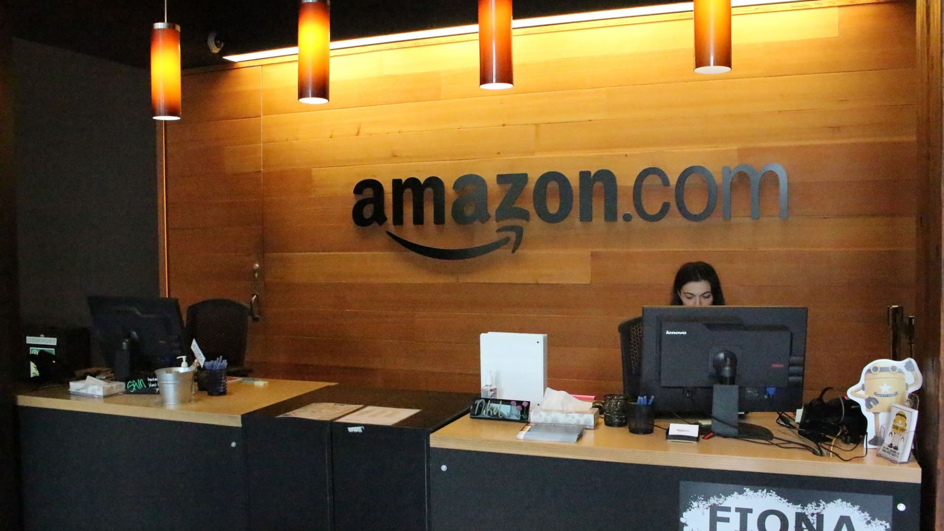 Amazon crosses 1,000 hires at its new Nashville office